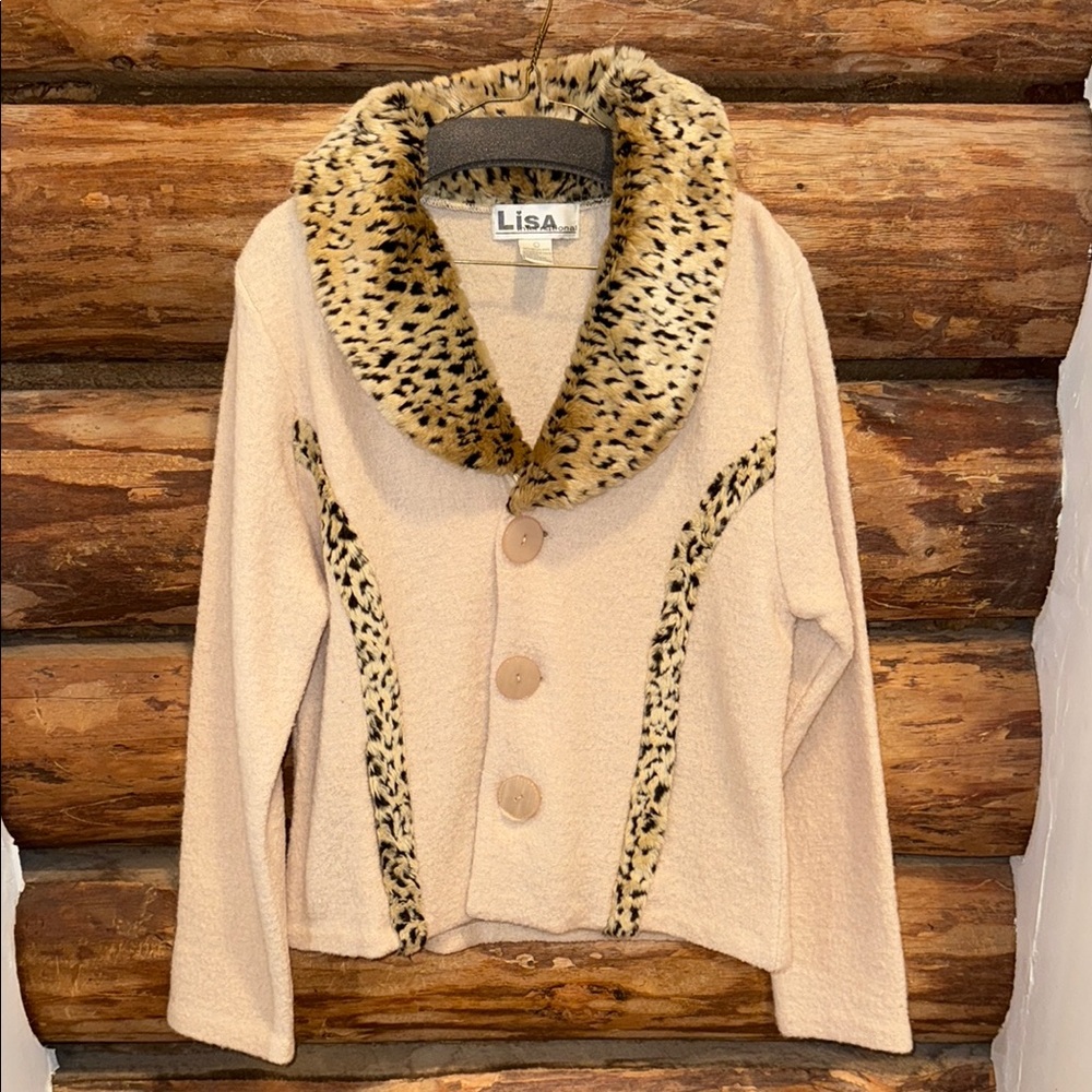 😍Vintage L Lisa International Cream Jacket with Animal Print Accents
